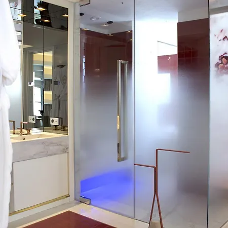 Ghibli Boutique فندق تْشيفيتانوفا ماركي