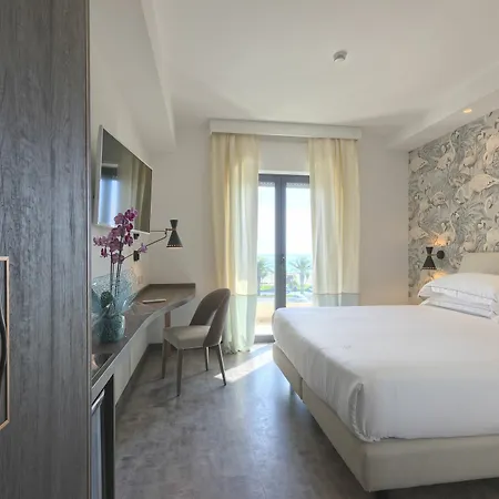 Hotel Ghibli Civitanova Marche
