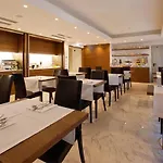 Ghibli Boutique Hotell 4*