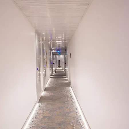 Ξενοδοχείο Ghibli Boutique 4*
