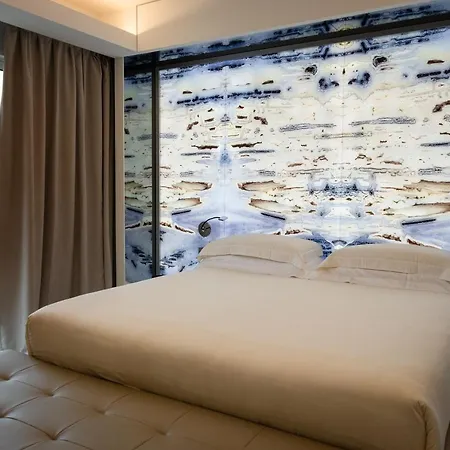 Ξενοδοχείο Ghibli Boutique 4*