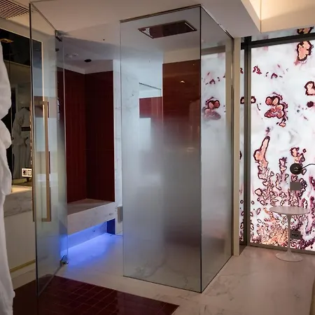 Ghibli Boutique 4*