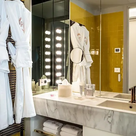 Ξενοδοχείο Ghibli Boutique 4*