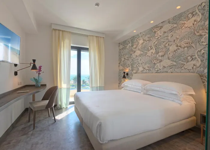 Hotel Ghibli Boutique